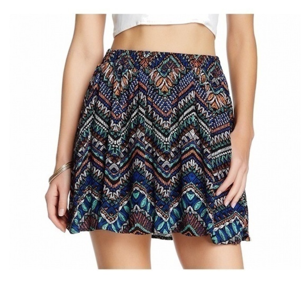 LILY WHITE multicolor print pull on skirt size XL